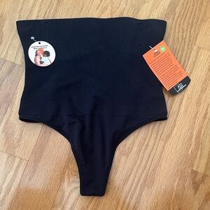 Womens Black High-Waisted Bottoms